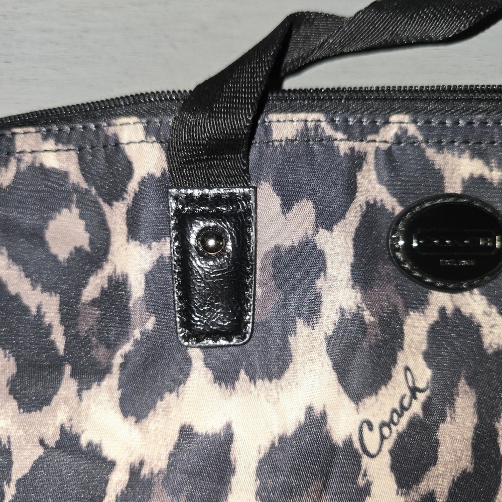 Coach Leopard Print Bag - Picture 3 of 8
